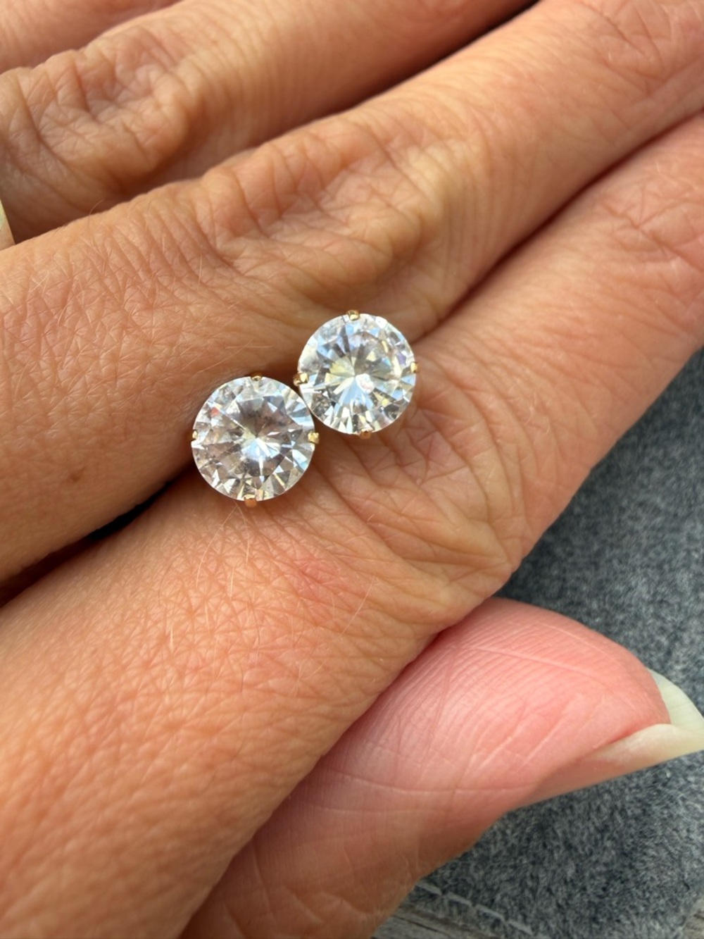 Earrings in 14k Gold (Not Gold Plated)